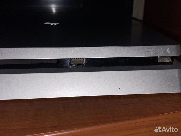 Ps4 slim