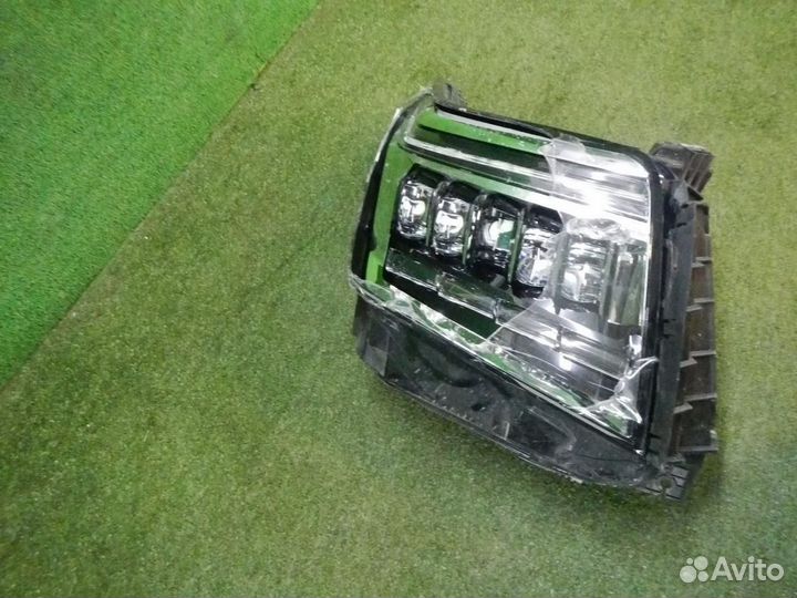 Фара левая Cadillac Escalade 4 (2014-2020) LED