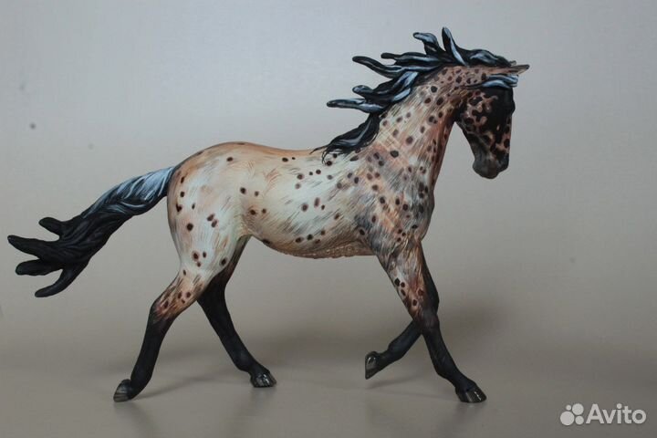 Модель лошади collecta мустанг