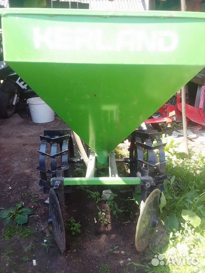 Картофелесажалка 