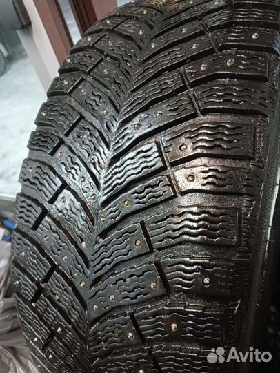 Michelin X-Ice North 4 225/55 R17 101T