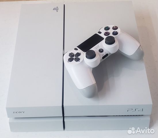 PlayStation 4 500 gb+ джой+более 400 игр