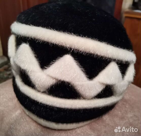 Шапка зимняя меховая женская