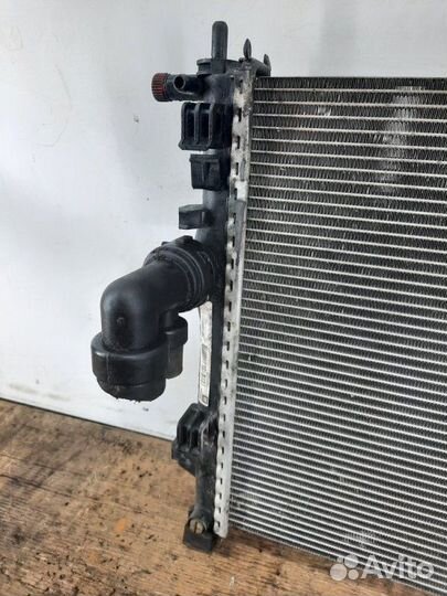 Радиатор основной Opel Insignia хэтчбэк 5 дв. 2.0