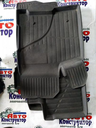 Комплект ковриков LADA Vesta седан VAZ-21129