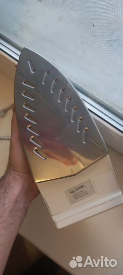 Утюг с парогенератором