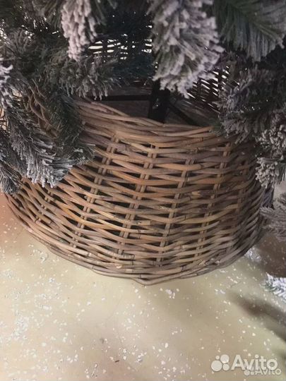 Елка искусственная