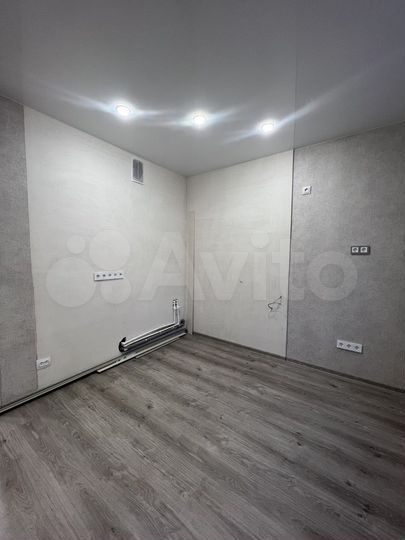 2-к. квартира, 45 м², 1/4 эт.