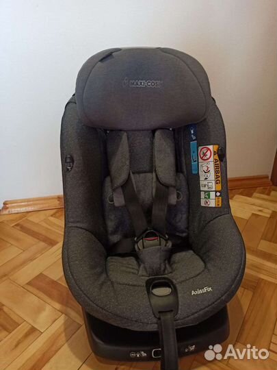 Автокресло детское Maxi Cosi Axiss Fix 9-18 кг
