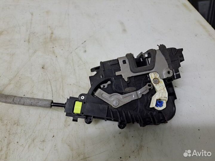 Замок боковой двери Mercedes Benz Gl