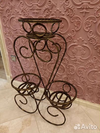 Подставка для цветов