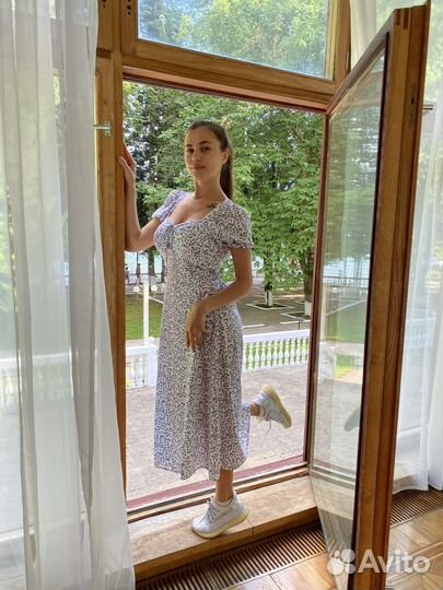 Платье женское 44 46