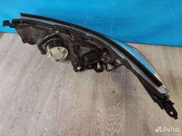 Фара правая Toyota Highlander 2013-2016