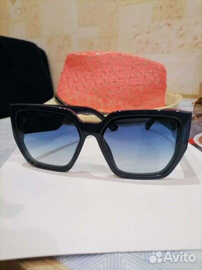 Солнцезащитные очки