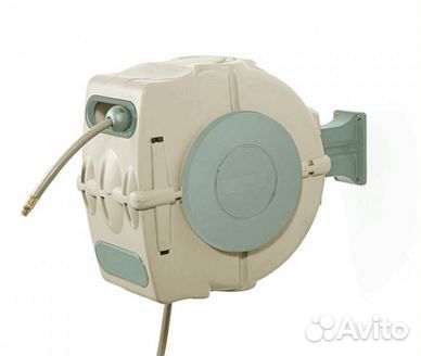 Бокс со шлангом для полива навесной