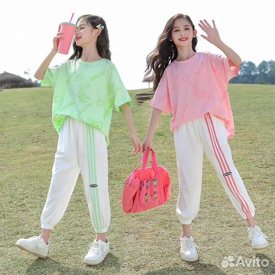 Спортивный костюм adidas для девочек