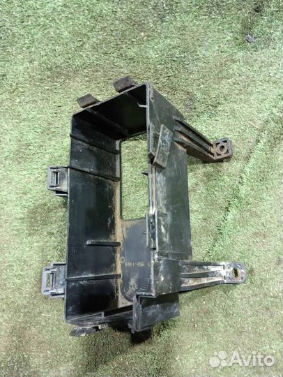 Корпус блока предохранителей Lасetti (02-13) дефект б\у (арт. 96551400)