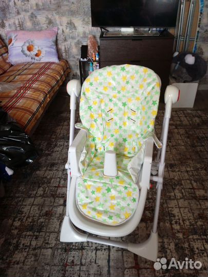 Детский стульчик для кормления