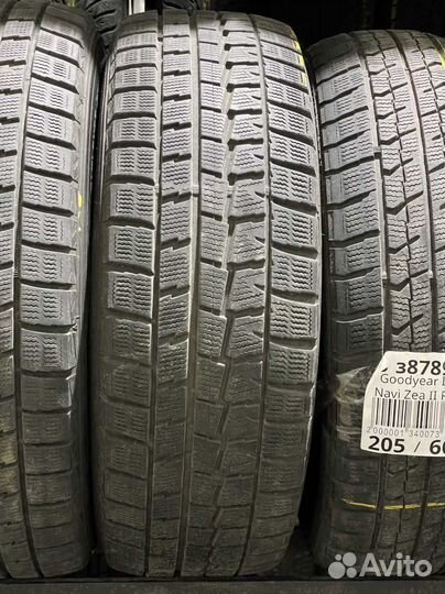 Dunlop Winter Maxx WM01 215/60 R16 95Q