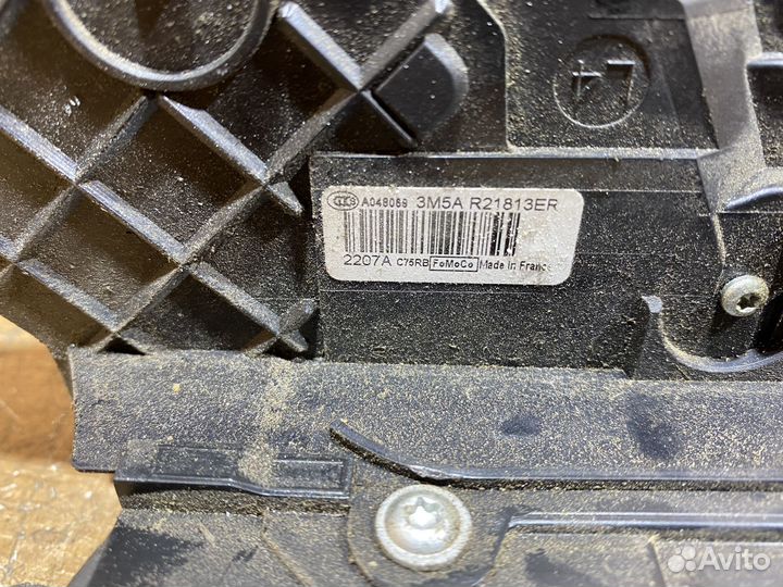 Замок передней левой двери Ford Focus 2 ZD92