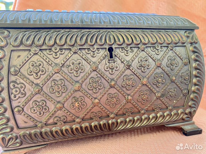Шкатулка ларец СССР металлическая большая