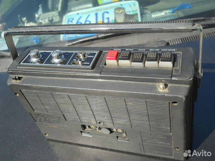 Магнитола древняя sanyo M 2420 NG в ремонт