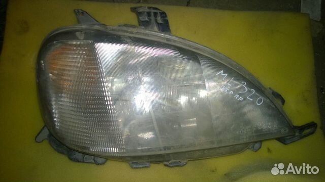 Фары ML320 правая, левая