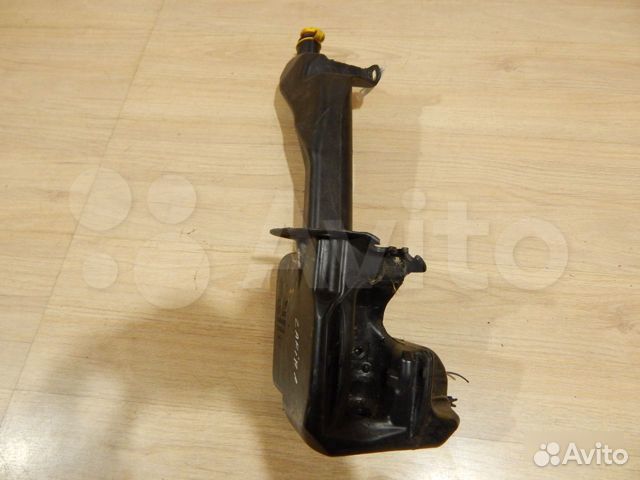 Бачок омывателя Opel Zafira B