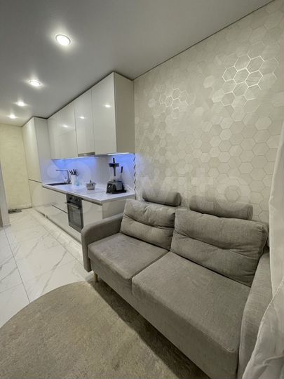 2-к. квартира, 74 м², 12/14 эт.