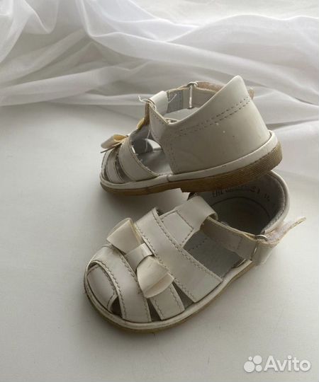 Обувь для девочки летняя 22