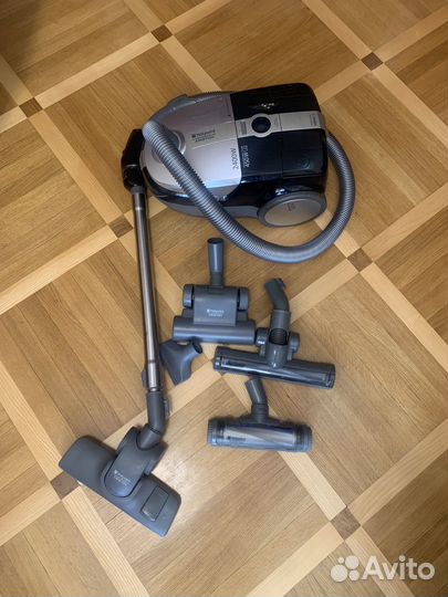 Пылесос Hotpoint Ariston