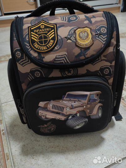 Портфель школьный для мальчика