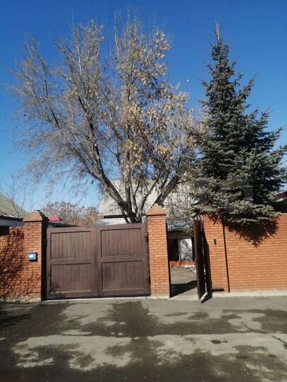 Коттедж 130 м² на участке 10 сот.