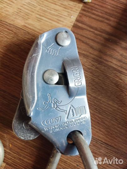 Спусковое устройство petzl