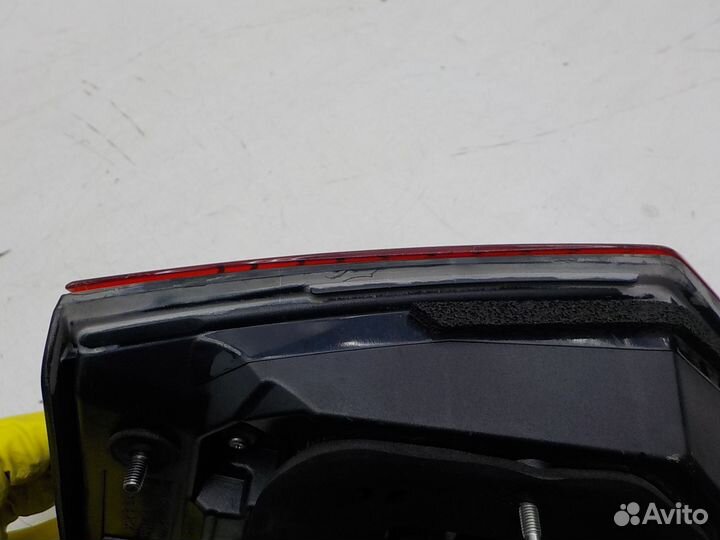 Фонарь задний левый внутренний Lexus ES240-ES350 2