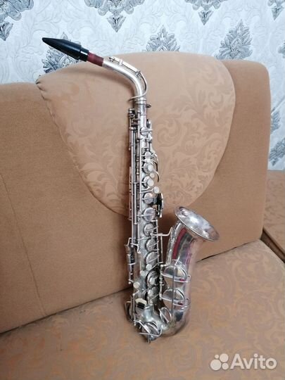 Саксофон альт 