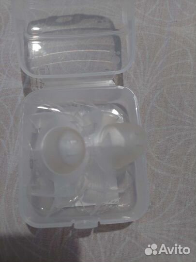 Chicco накладки для кормления m/l