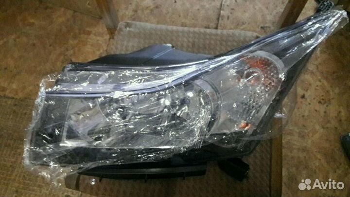 Фара Шевроле Круз левая