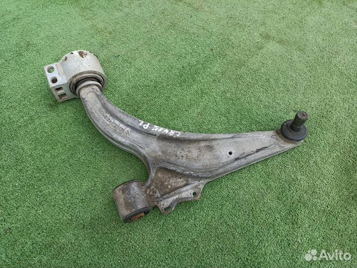 Рычаг передний левый Chevrolet Cruze универсал 1.8