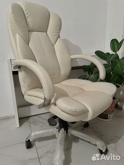 Кожаное компьютерное офисное кресло