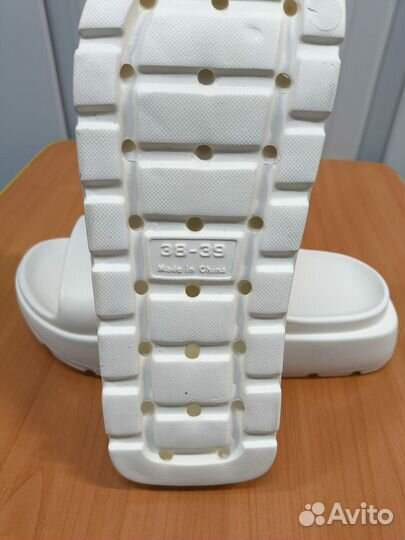 Шлепки женские 37 размер