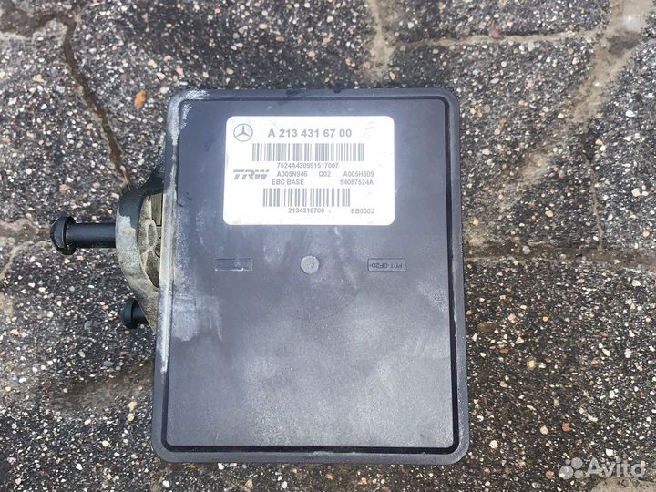 Блок ABS на Mercedes W213 E-Class