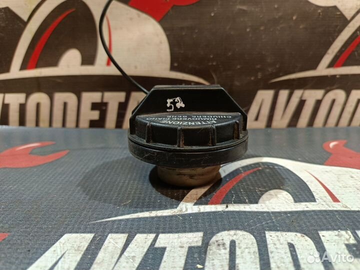 Крышка бензобака Hyundai Elantra XD 3