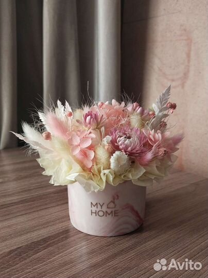 Композиция из сухоцветов