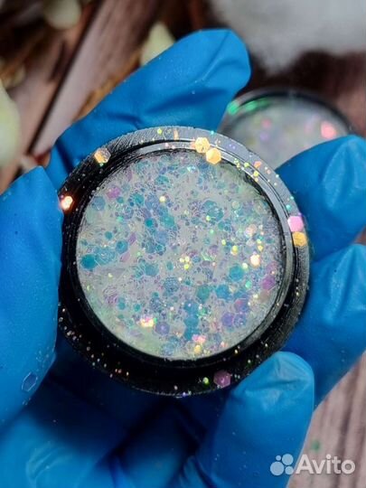 Блёстки для волшебного маникюра