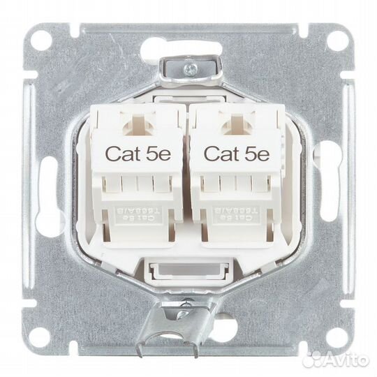 Розетка компьютерная ATN000185 скрытая установка б