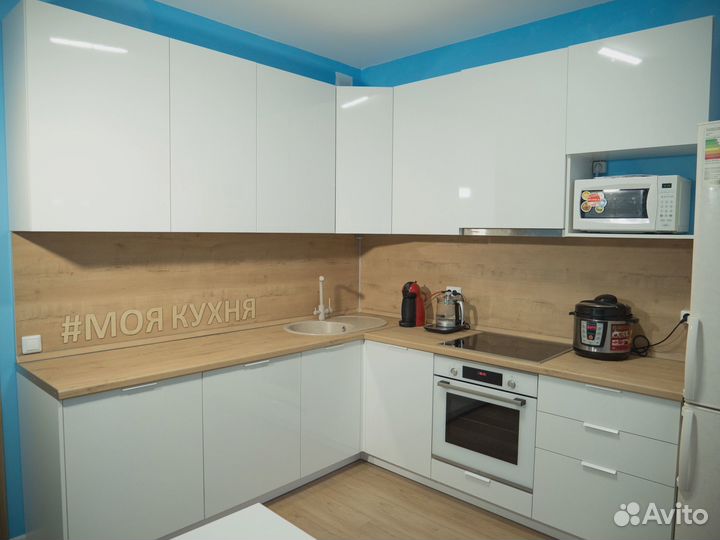 Кухонный гарнитур. Цена за всю кухню