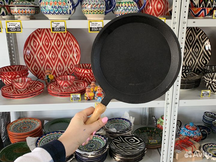 Блинная чугунная сковорода