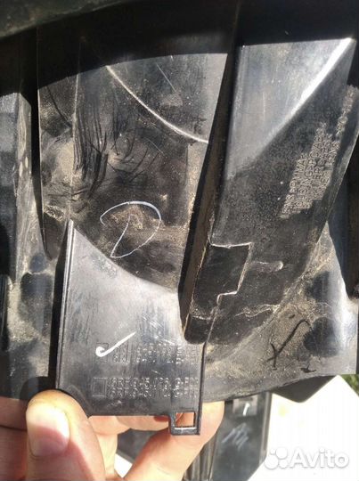 Задний. Фонарь volzwagen Polo Sedan