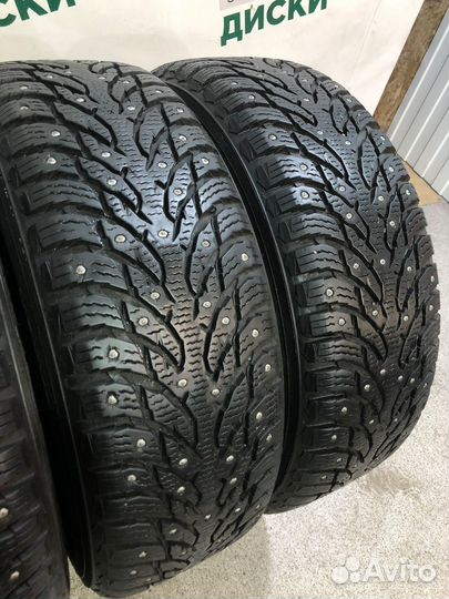 Nokian Tyres Hakkapeliitta 9 215/65 R16